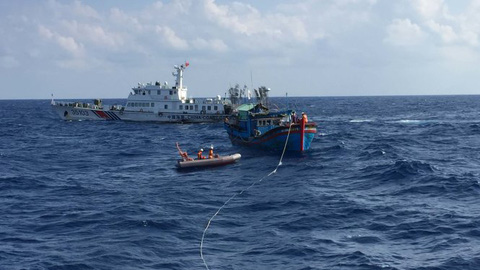 Trên đường về bờ, tàu cá Bình Định mất liên lạc chưa tìm ra - Tuổi Trẻ  Online